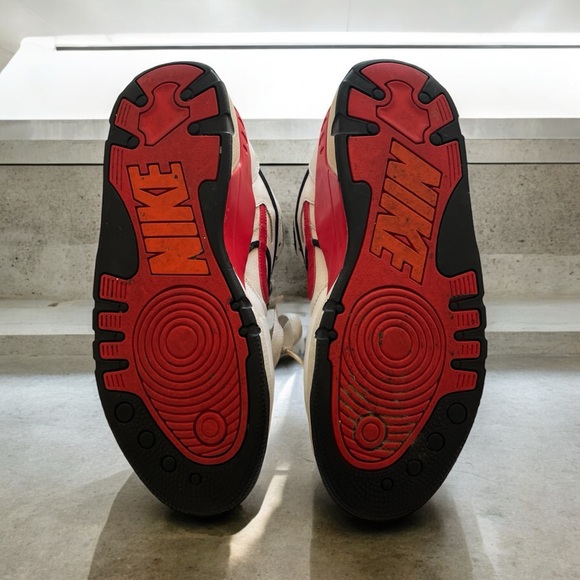 NIKE AIR FORCE III 3 Low MEN'S SIZE 10.5 RED WHIT SNEAKERS - Picture 4 of 4